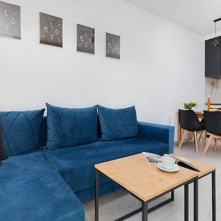 Ostoya Pucka Apartament By Noclegi Renters Exterior photo